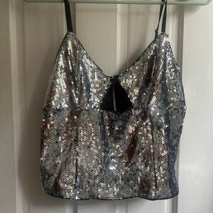 Edikted Women's Silver Crop-top